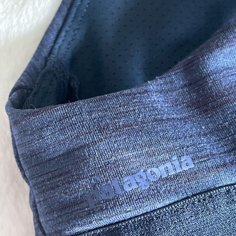 Patagonia Switchback Sports Bra XS Navy - Picture 3 of 4